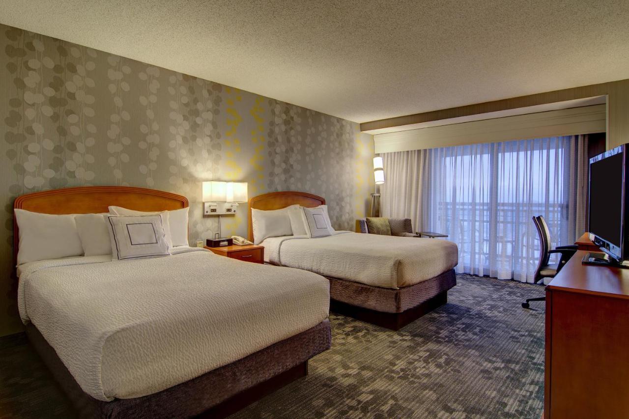 Courtyard By Marriott Tysons Mclean Hotel Tysons Corner Buitenkant foto