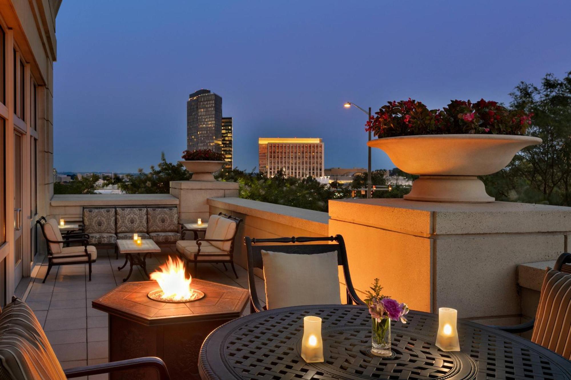Courtyard By Marriott Tysons Mclean Hotel Tysons Corner Buitenkant foto