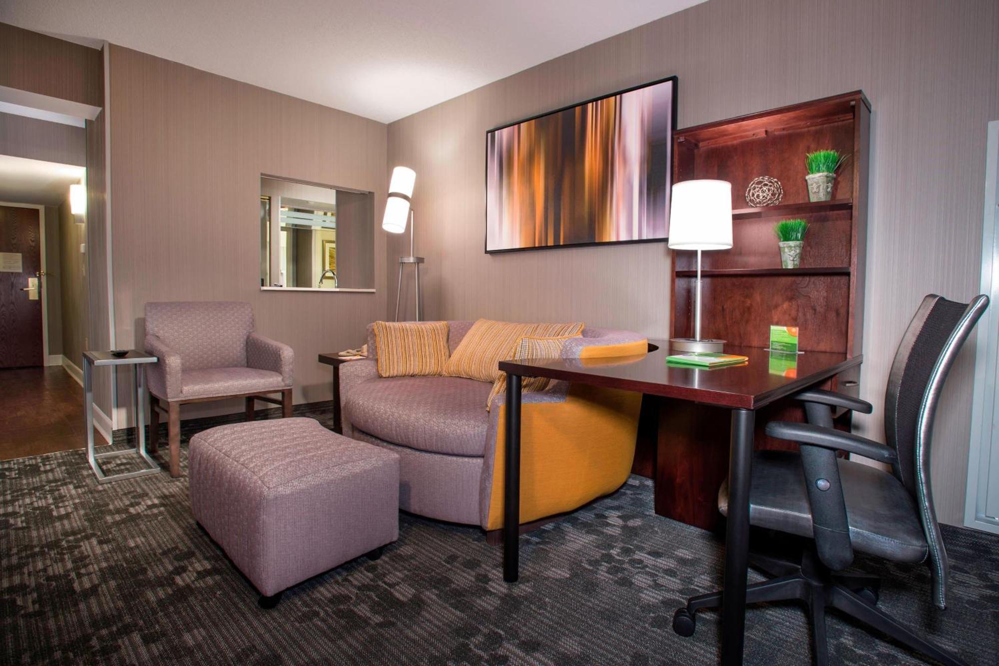 Courtyard By Marriott Tysons Mclean Hotel Tysons Corner Buitenkant foto
