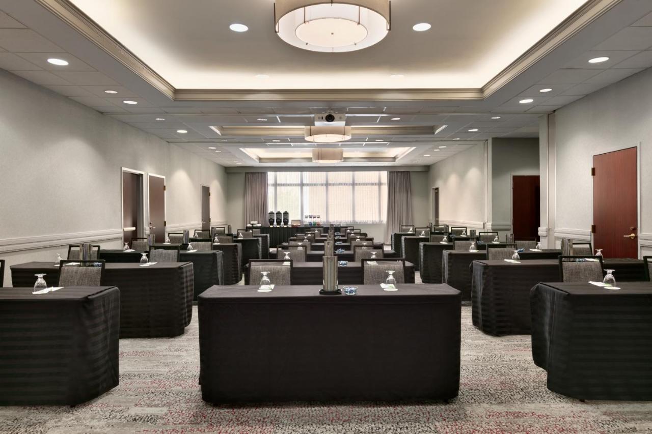 Courtyard By Marriott Tysons Mclean Hotel Tysons Corner Buitenkant foto